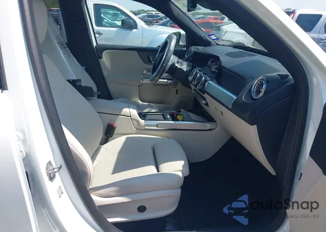 2025 Mercedes-Benz Glb 250 z USA, uszkodzony, nr VIN W1N4M4GB2SW416676